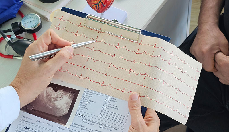Akciğer Filmi ve EKG